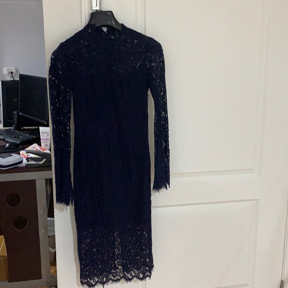 Gorgeous navy blue lace fitted dress